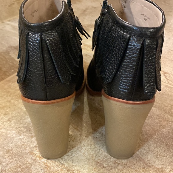 10 CROSBY DEREK LAM heeled ankle booties in Black Size 9 - Picture 4 of 7